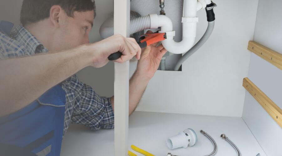 Expert burst pipe repair services in Rutledge, AL